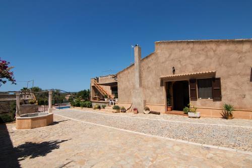 Sa Marina - Country House