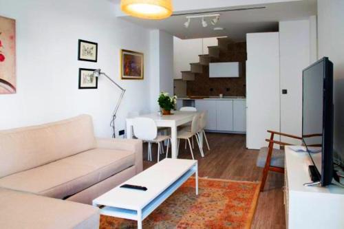 Double E Apartments Atico Quijano