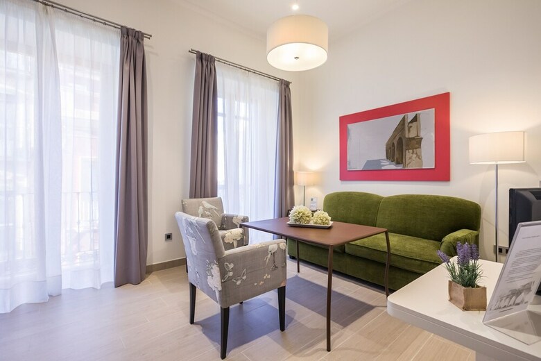 Apartamentos Puerta Catedral Vinuesa15