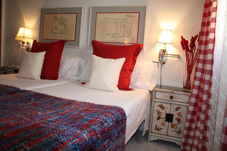 Apartamentos Singular Corral De San Jos�