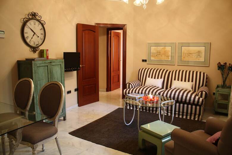 Apartamentos Singular Corral De San Jos�