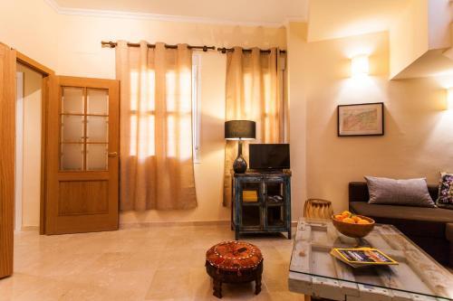 Bedouin Chic - Space Maison Apartments