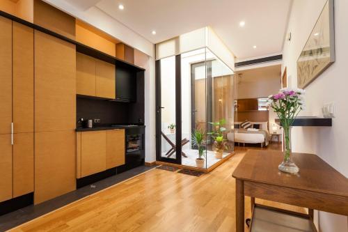 Artists Design - Space Maison Apartments