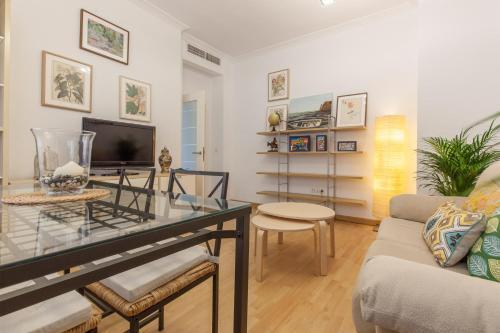 Elegant And Cozy Apartment Downtown Seville.