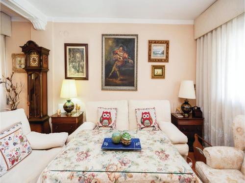 Four-bedroom Apartment In Sevilla