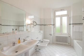 Grandhotel Romerbad(.)