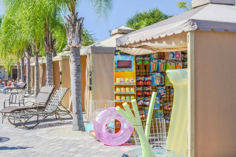 Hotel Mystic Dunes Resort & Golf Club