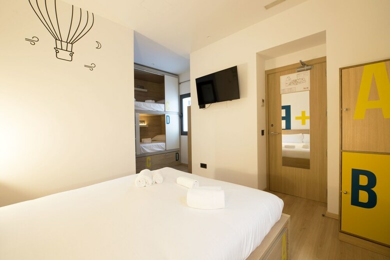 For You Hostel Sevilla