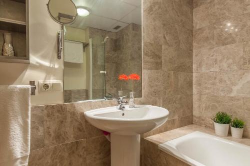 Modern Apartment 2 Bedroom Seville