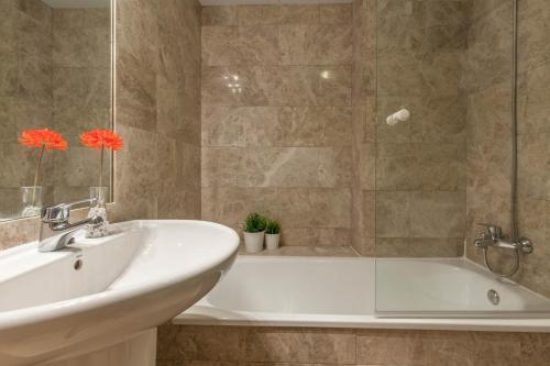 Modern Apartment 2 Bedroom Seville