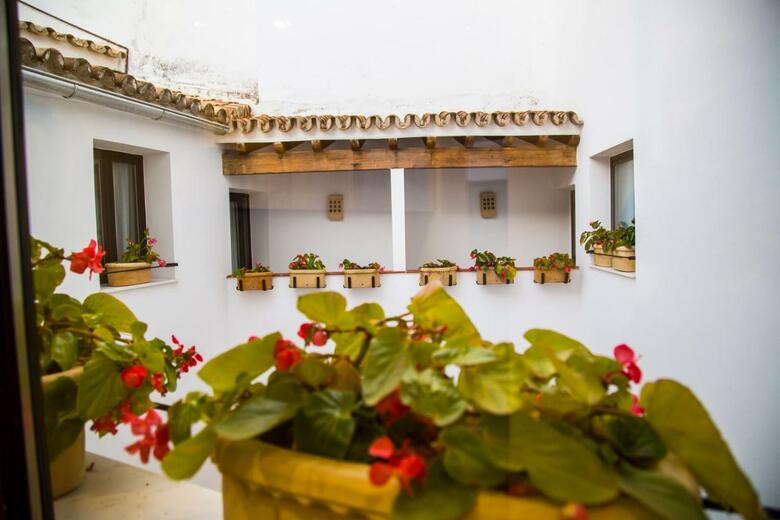 Hotel Legado Alcazar
