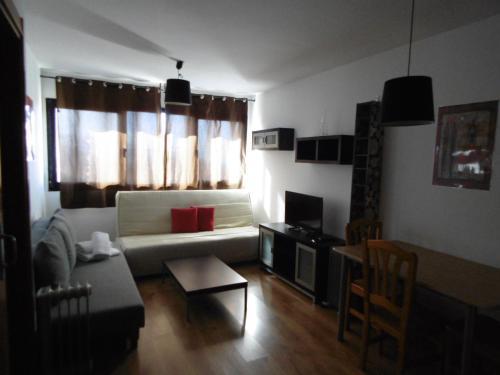 Apartamento Nievemar Edif. Monte Oiz