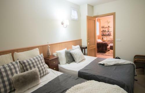 Apartamento Miramar Ski 8 Sleeps