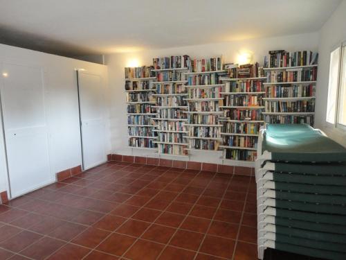 Apartamento Ref. 2733 Altos De Calahonda