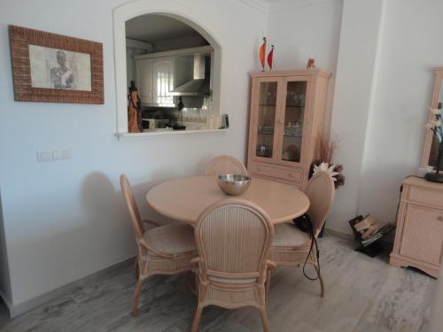 Apartamento Ref. 2733 Altos De Calahonda