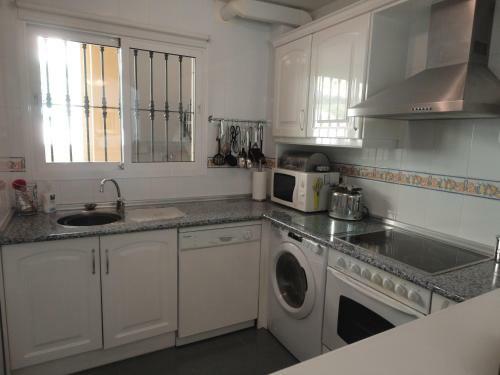 Apartamento Ref. 2733 Altos De Calahonda