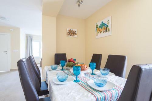 Malagasuite Deluxe Villa In Calahonda