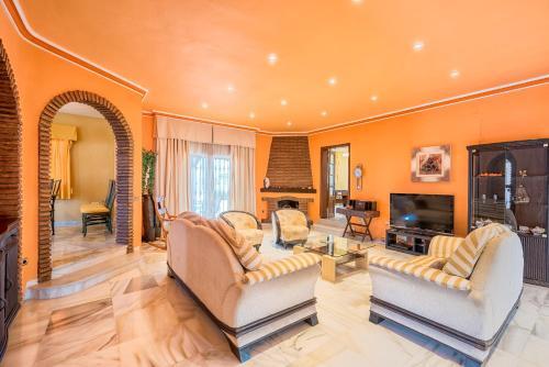 Villa Soleada Calahonda