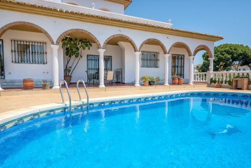 Villa Soleada Calahonda