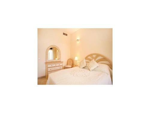 Two-bedroom Apartment In Calahonda, Mijas Costa