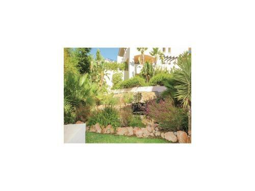 Two-bedroom Apartment In Calahonda, Mijas Costa