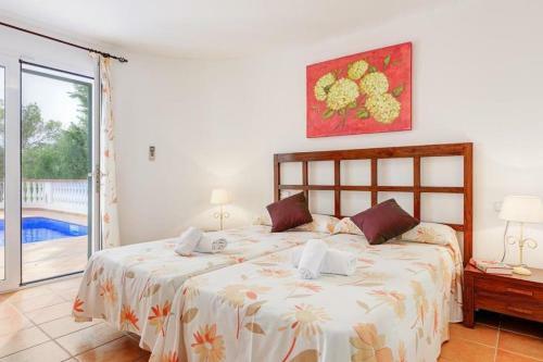 Torre Soli Nou Villa Sleeps 9 Pool Air Con Wifi