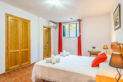 Torre Soli Nou Villa Sleeps 11 Pool Air Con Wifi