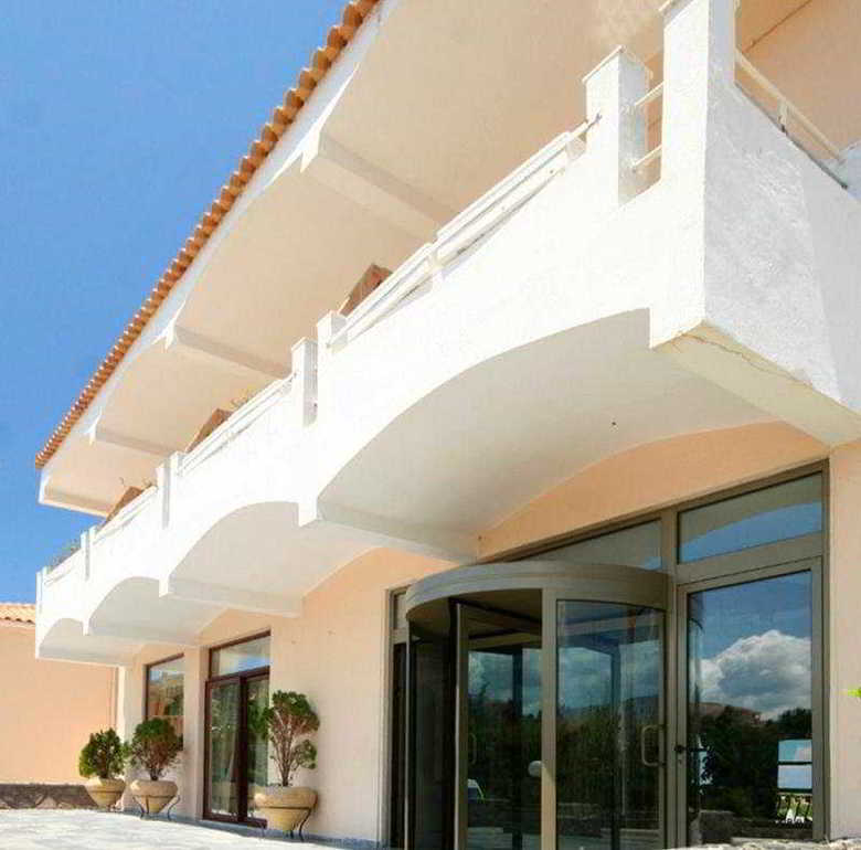 Hotel Alcaeos