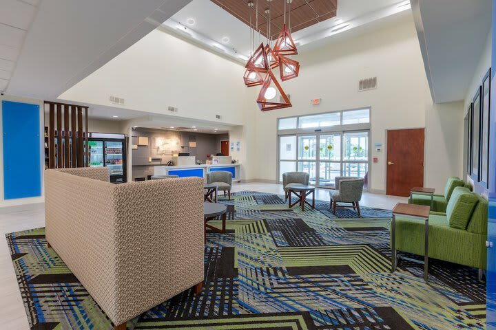 Hotel Hawthorn Suites By Wyndham Arl