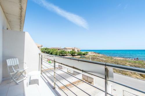 Beach House Grey Rose In Son Serra