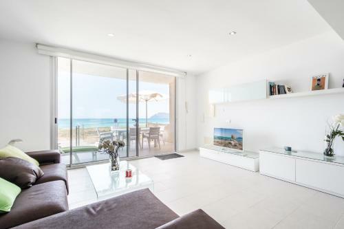 Beach House Grey Rose In Son Serra