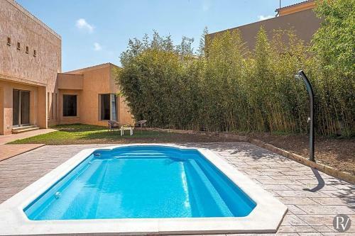 Son Servera Villa Sleeps 8 Pool Wifi