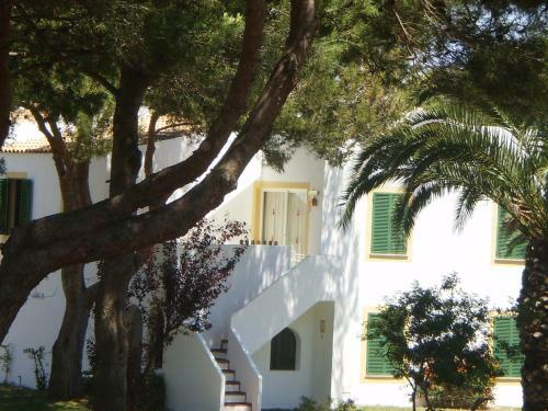 Apartamentos Las Brisas I & II