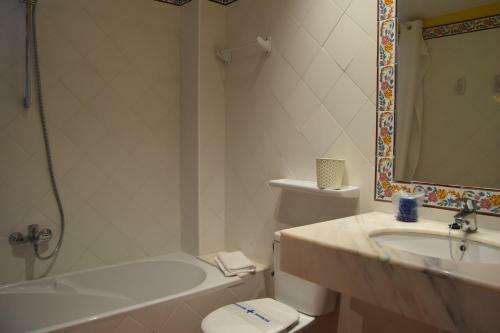 Apartamentos Las Brisas I & II