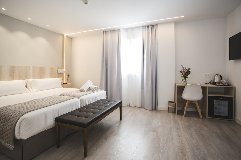 Hotel Dwo �baster
