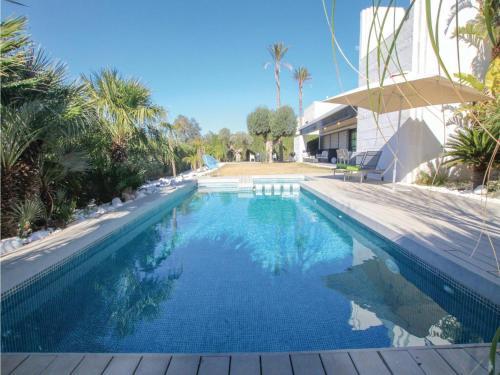 Three-bedroom Holiday Home In Sucina