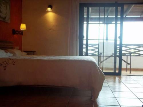 Tahiche Villa Sleeps 8 Pool Wifi