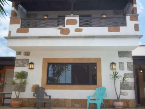 Tahiche Villa Sleeps 8 Pool Wifi