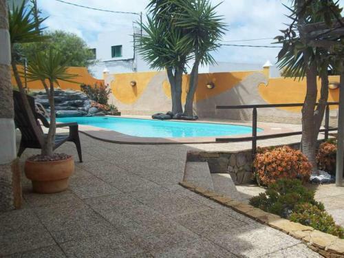 Tahiche Villa Sleeps 8 Pool Wifi
