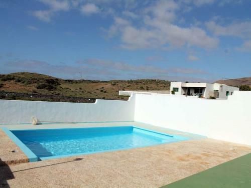 Tahiche Apartment Sleeps 2 Pool Wifi