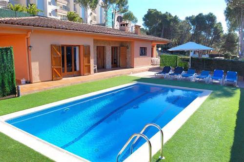 Villa Cad� . Ref. 620
