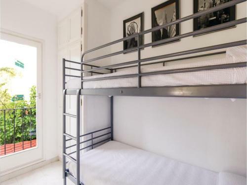 Two-bedroom Apartment In Tamariu