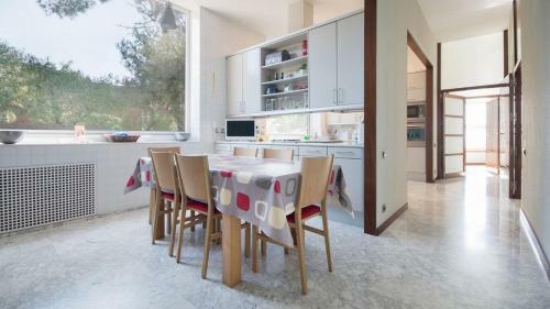 Luxury Beachfront Villa In Tarragona