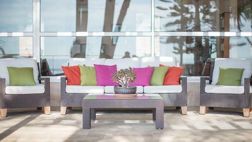 Luxury Beachfront Villa In Tarragona