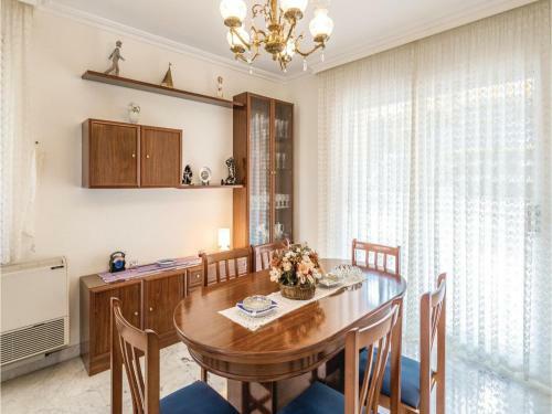 Five-bedroom Holiday Home In Tarragona