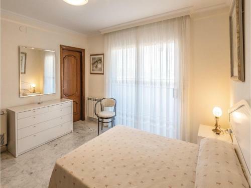 Five-bedroom Holiday Home In Tarragona