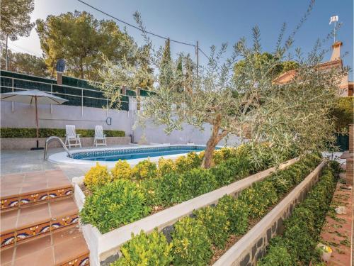 Five-bedroom Holiday Home In Tarragona