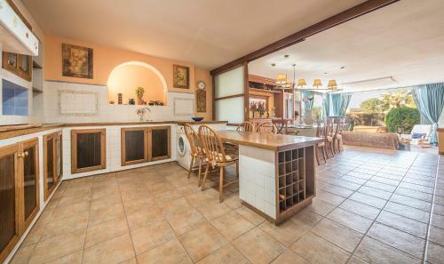 Apartamento En La Playa La Mora