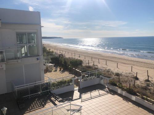 Long Beach Luxury Apartment Over The Sea