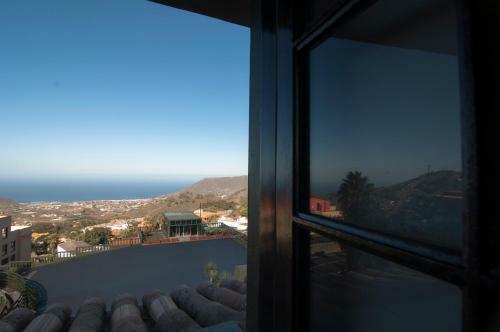 Los Rodeos Apartments